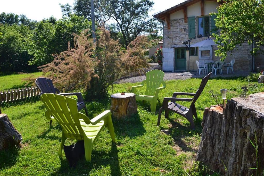Couanac Gite Familial A La Campagne Avec Piscine Cayriech Exterior photo